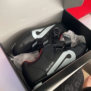 Never Worn, Brand New size 41 Peloton bike shoes.